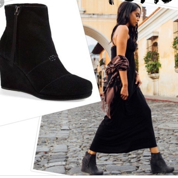 Toms Desert Suede Wedge Bootie, Black